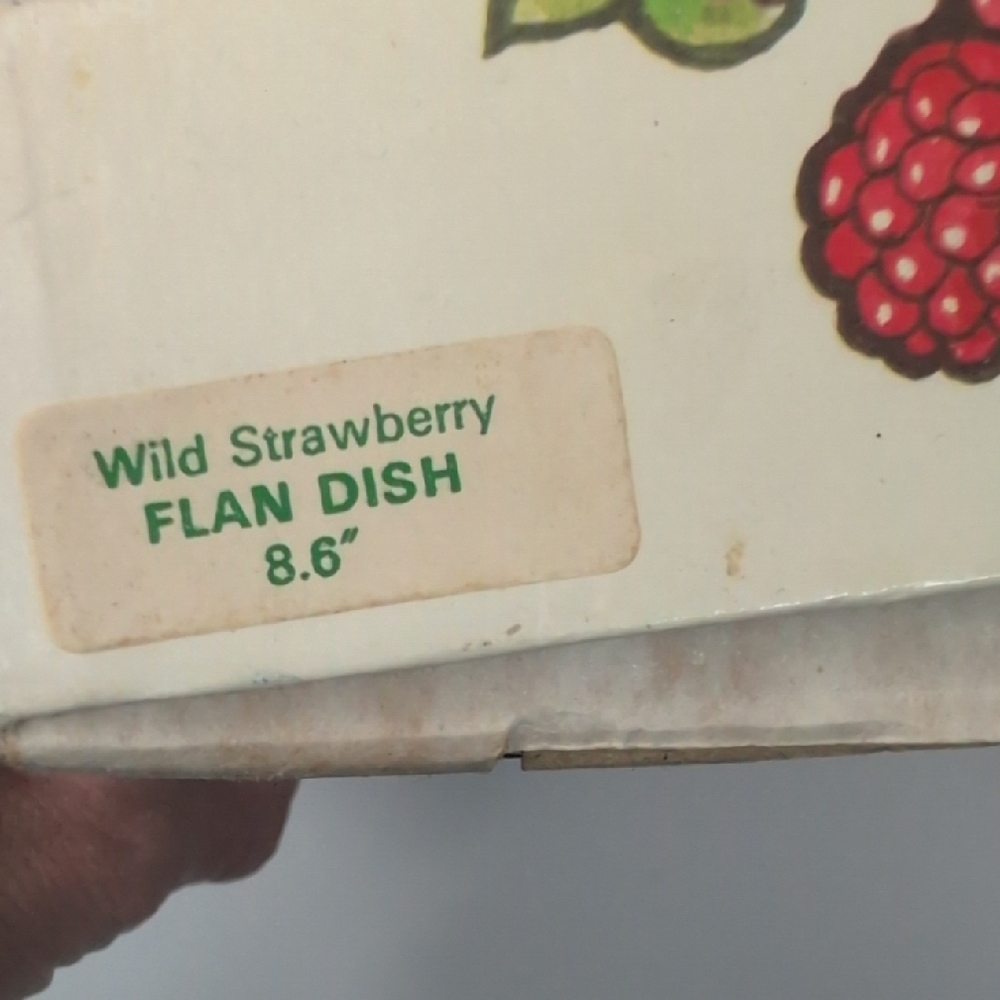Wedgwood Cookware Vintage Wild Strawberry Flan Dish 8.6" - Picture 6 of 7